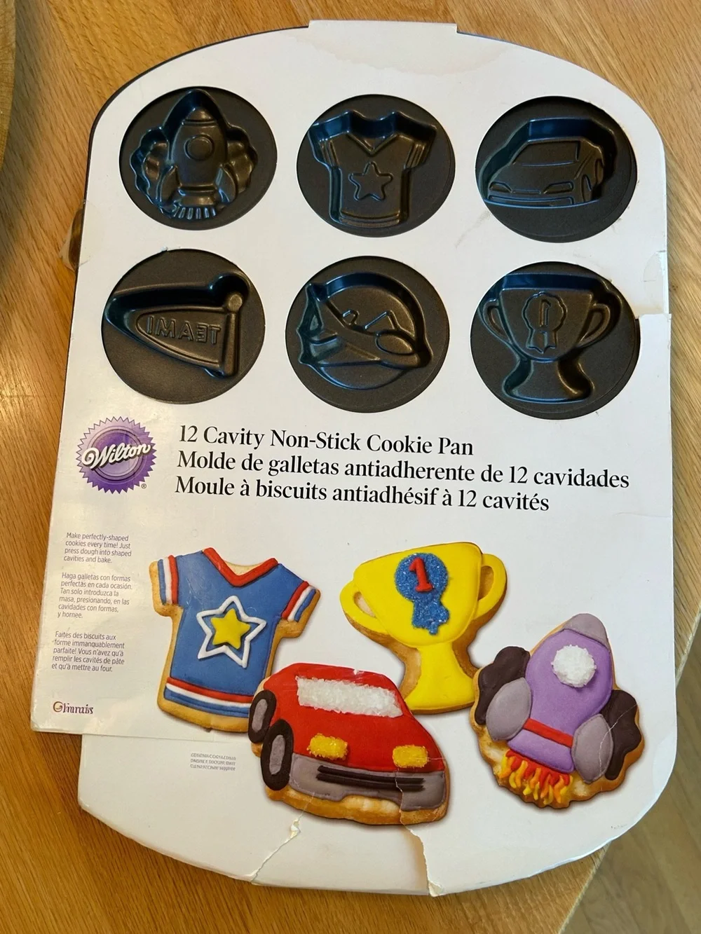 Wilton 12-Cavity Non-Stick Sports & Vehicles Cookie Pan